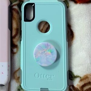 OtterBox Mint Green Phone Case with Pastel PopSocket